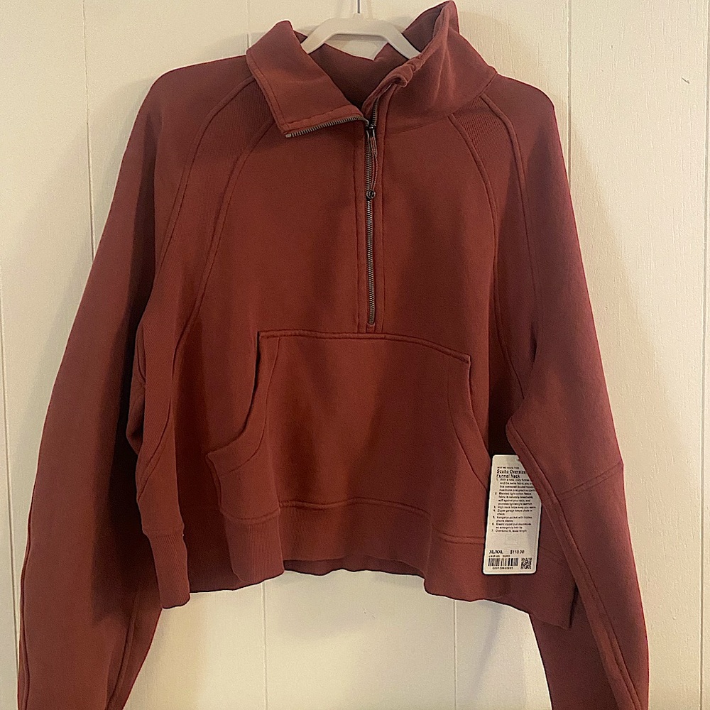 Lululemon scuba funnel half zip